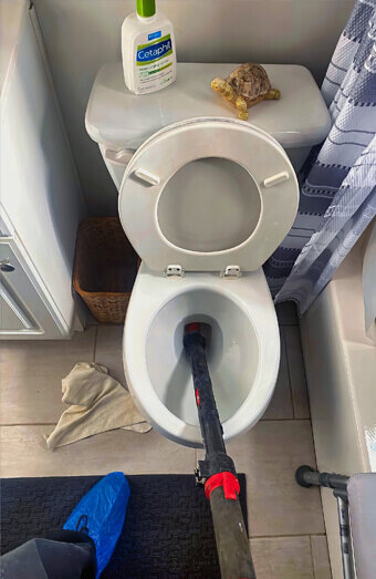 https://blockeddrainscannington.com.au/uploads/2025/07/blocked-toilet-54169.jpg